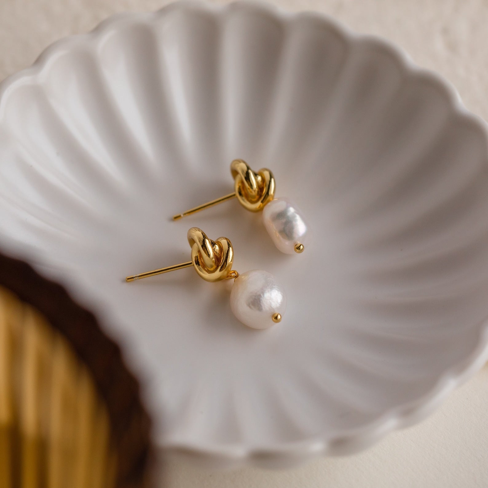 Knot Pearl Drop Earrings 18K Gold
